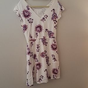 White ruffle sleeve summer dress